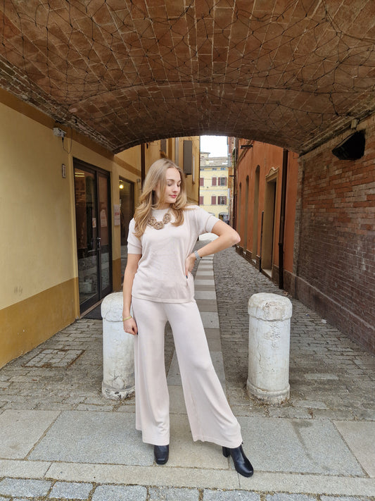 Pantalone in viscosa a palazzo con elastico in vita