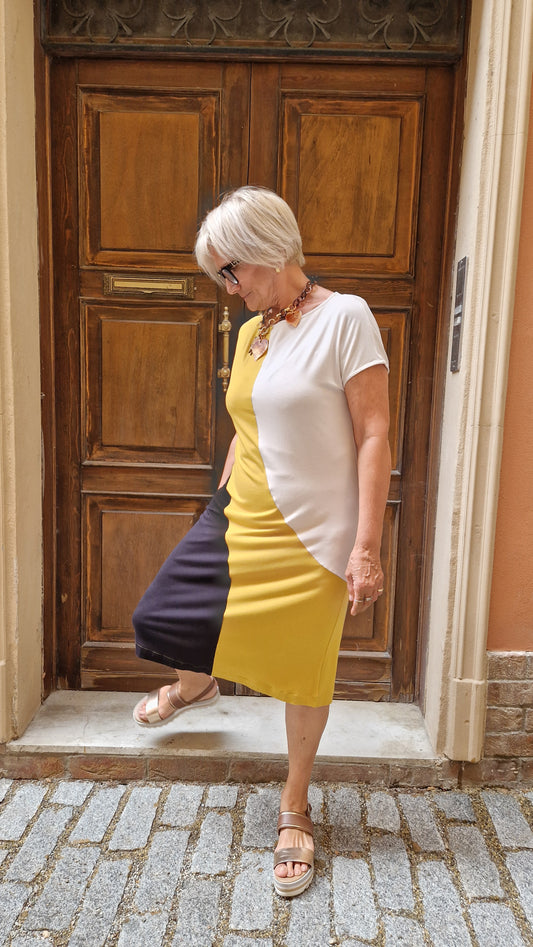 Abito in viscosa Ragno, maniche corte