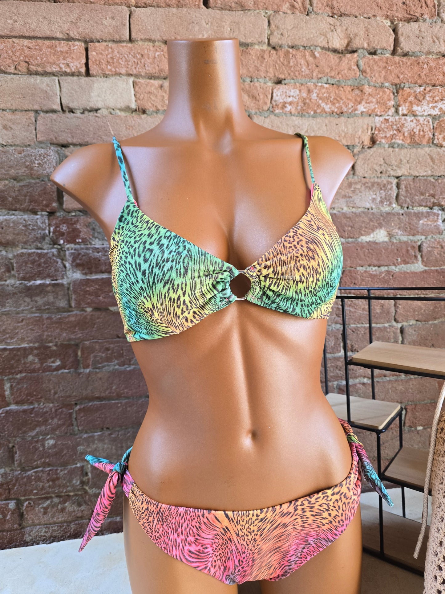 Bikini con ferretto sfoderato Accadueo