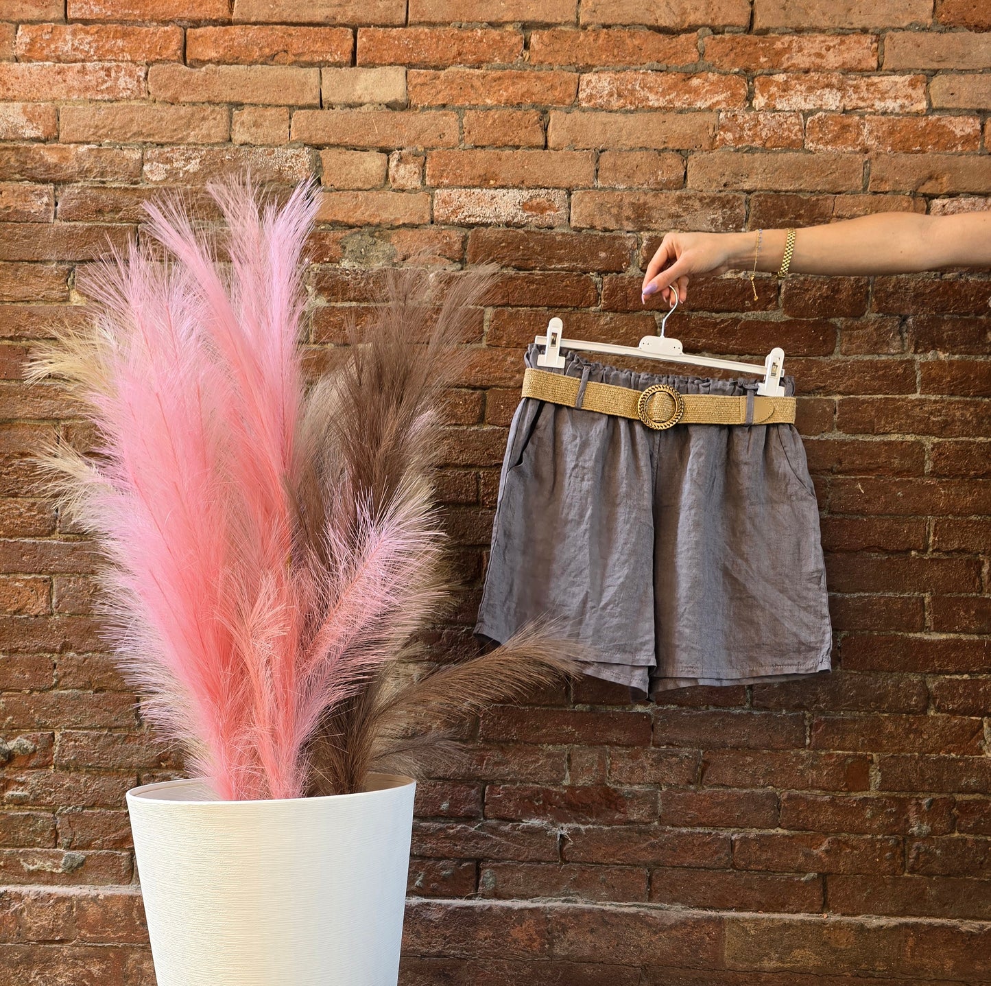 Shorts in lino con elastico in vita
