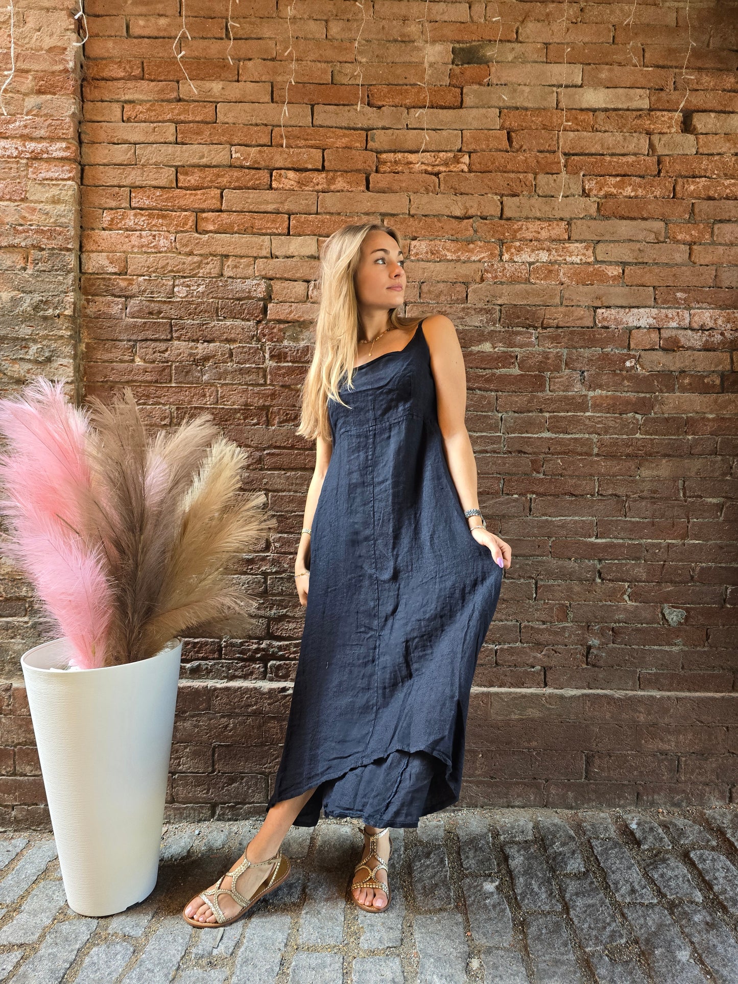 SCONTO 30% NEL CARRELLO Abito lungo in 100% lino con spalline