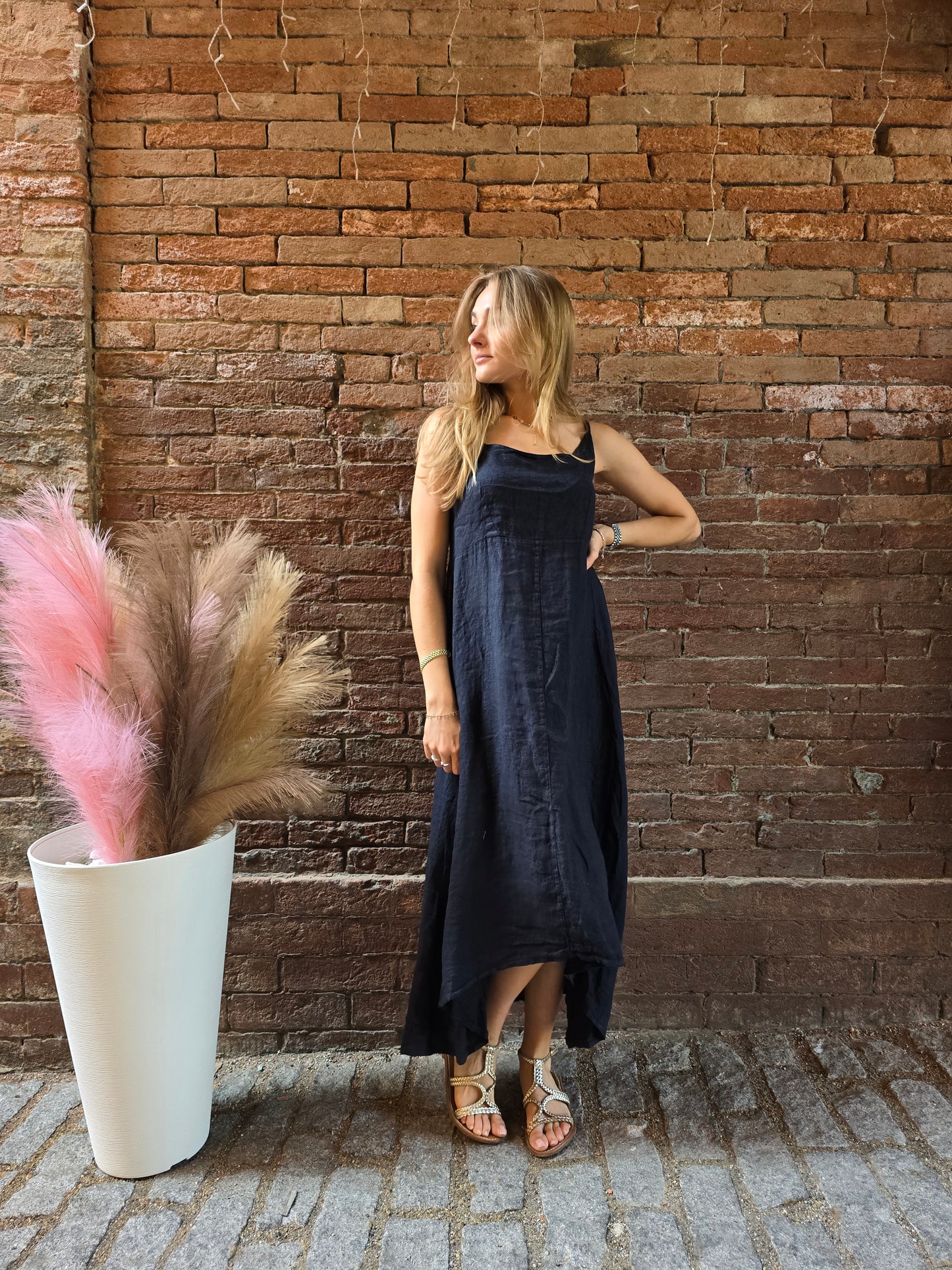 SCONTO 30% NEL CARRELLO Abito lungo in 100% lino con spalline