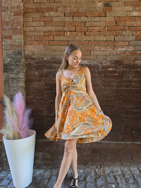 Abito con spalline 100% Seta