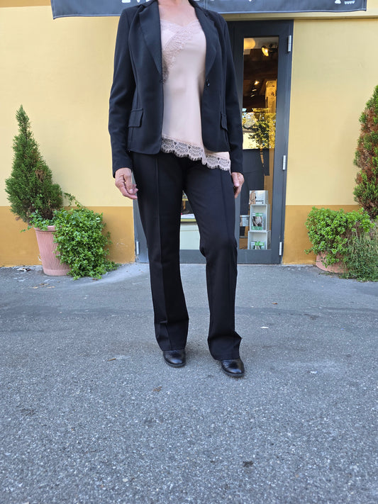 Pantalone lungo con elastico in vita