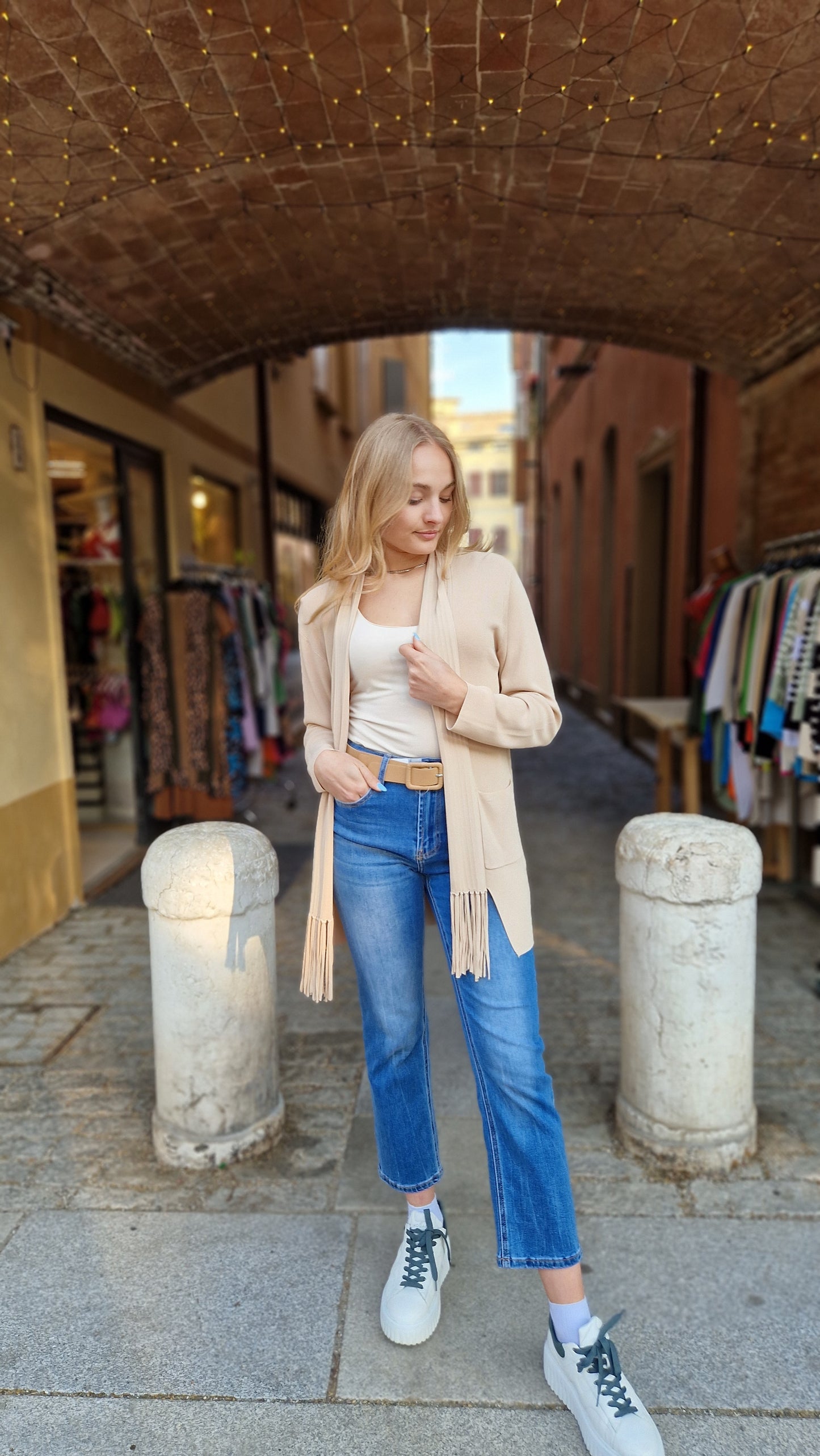 Cardigan con frange in viscosa estiva