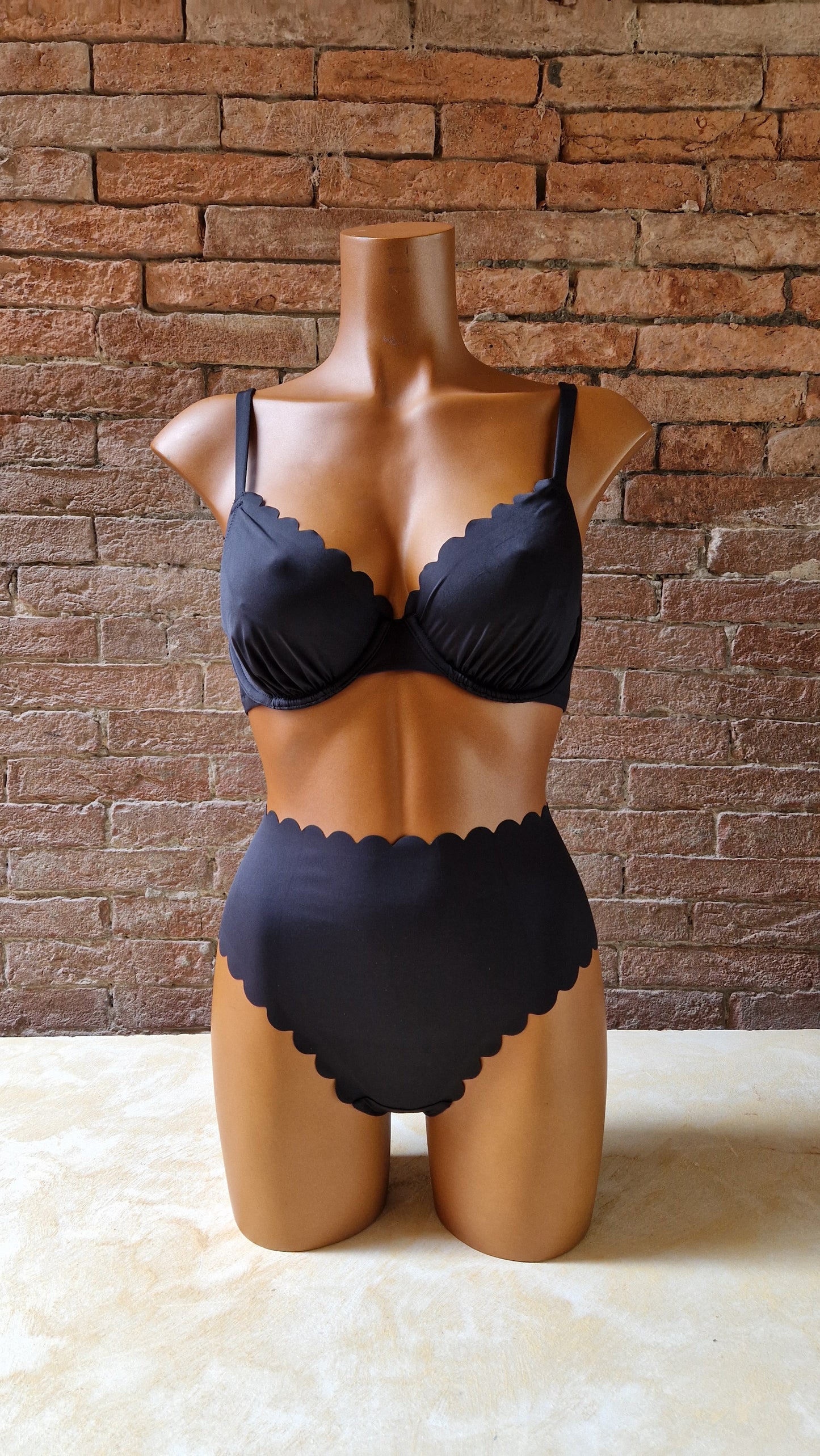Bikini con ferretto senza cuciture LOVABLE