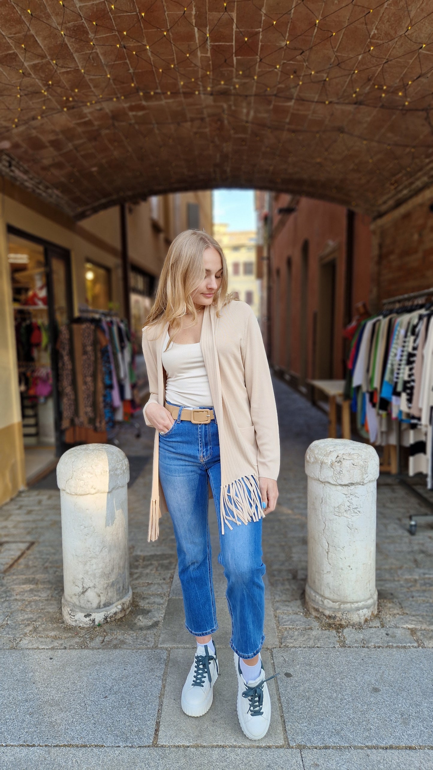 Cardigan con frange in viscosa estiva