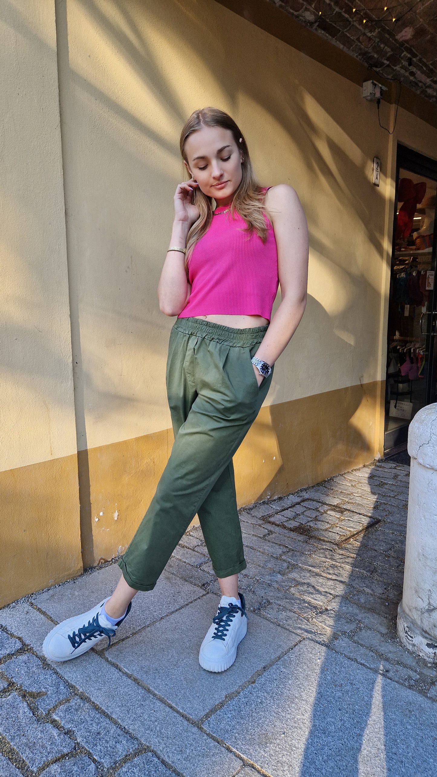 Pantalone in cotone estivo con elastico in vita