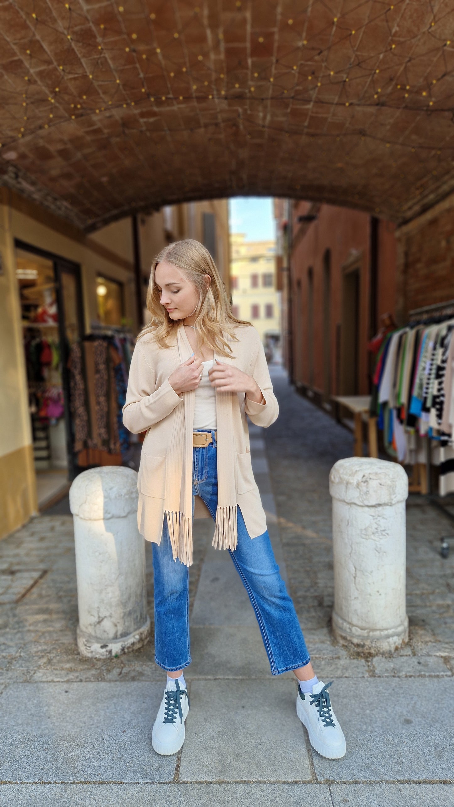 Cardigan con frange in viscosa estiva