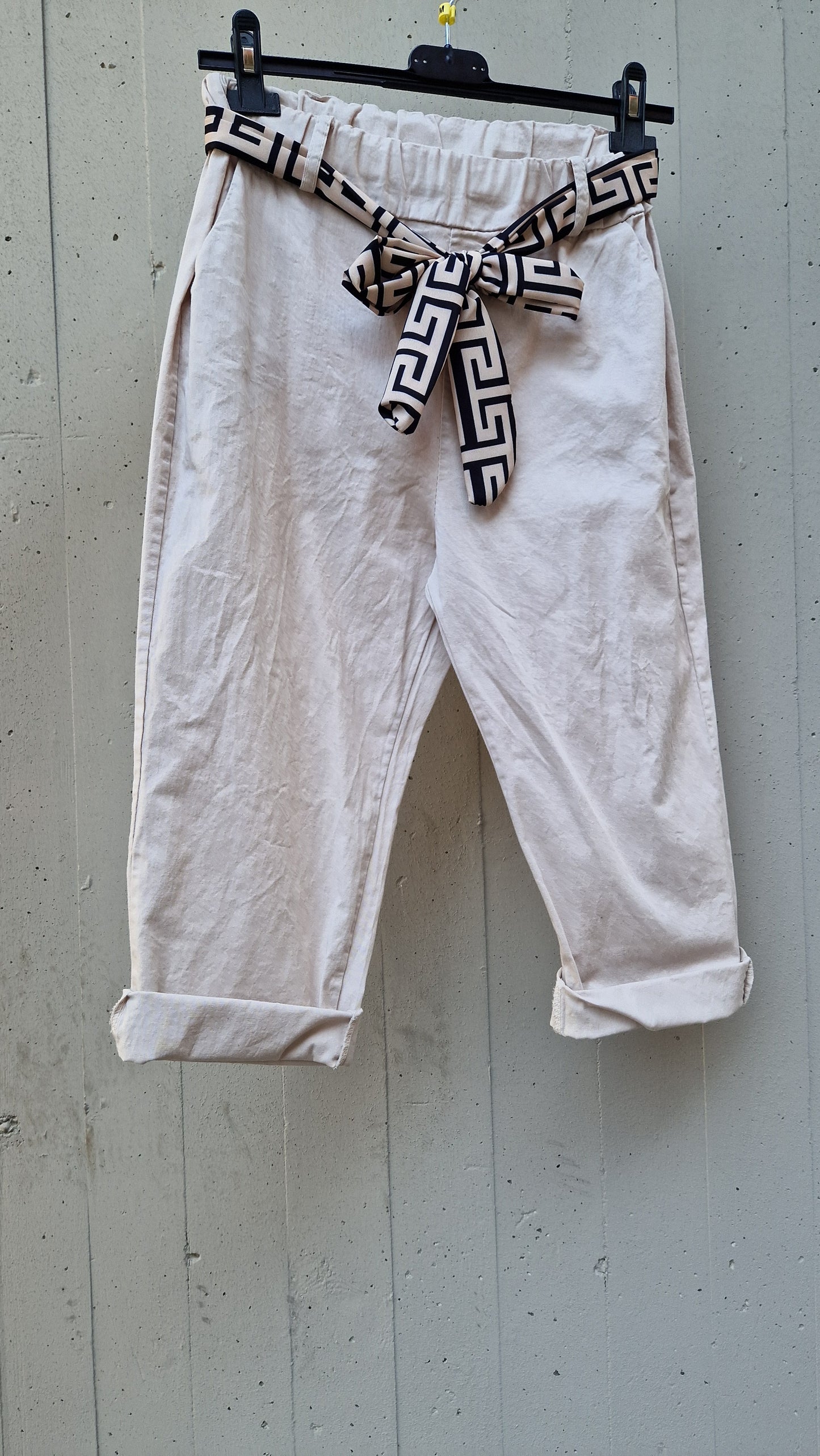 Bermuda in cotone stretch con elastico in vita