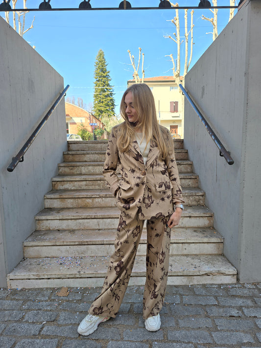 Completo blazer più pantalone a palazzo a fantasia elegante