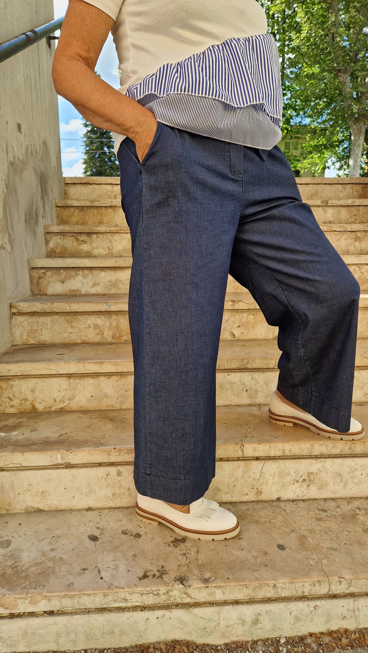 Pantalone in cotone con elastico in vita