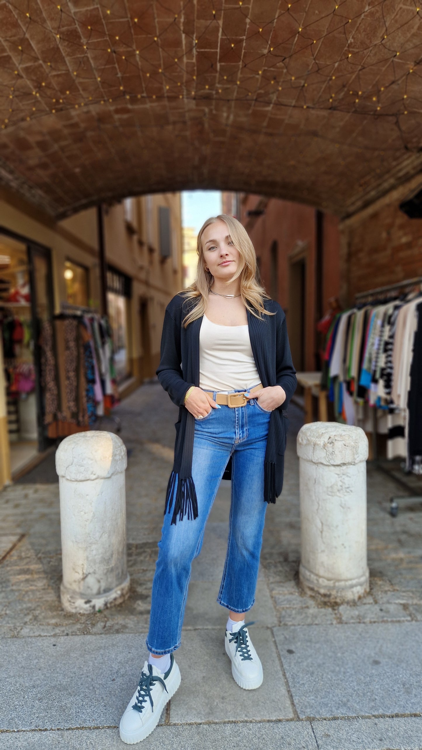 Cardigan con frange in viscosa estiva