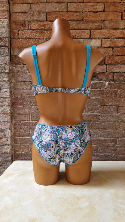 Bikini Emma con ferretto senza imbottitura con arricci Made in Italy