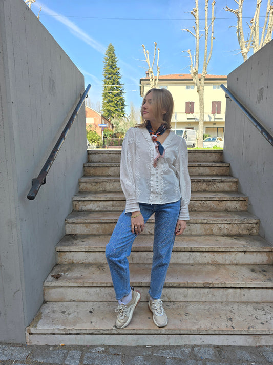 Camicia bianca in cotone con pizzo