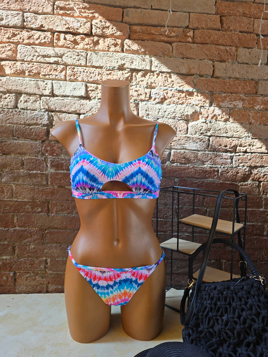Bikini top con buco e brasiliana taga regolabile Accadueo Made in Italy