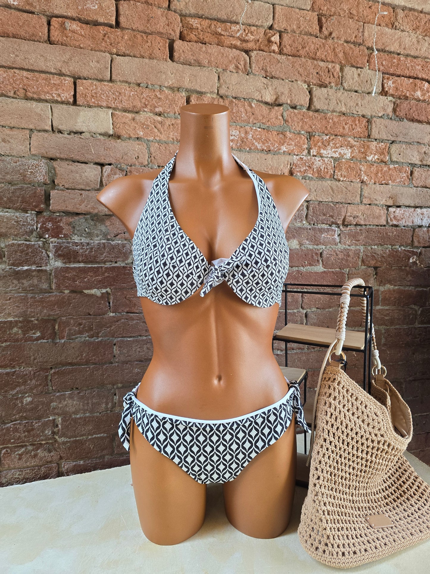 Bikini con ferretto sfoderato Accadueo
