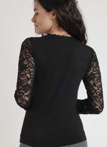 Maglia Sottogiacca nera con maniche in pizzo Admas