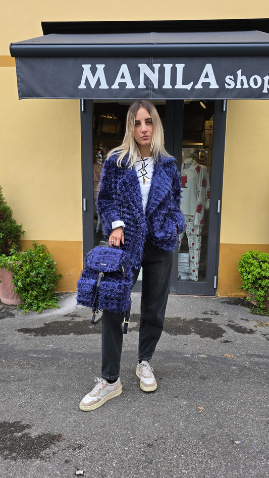 cappotto blu con inserti argento