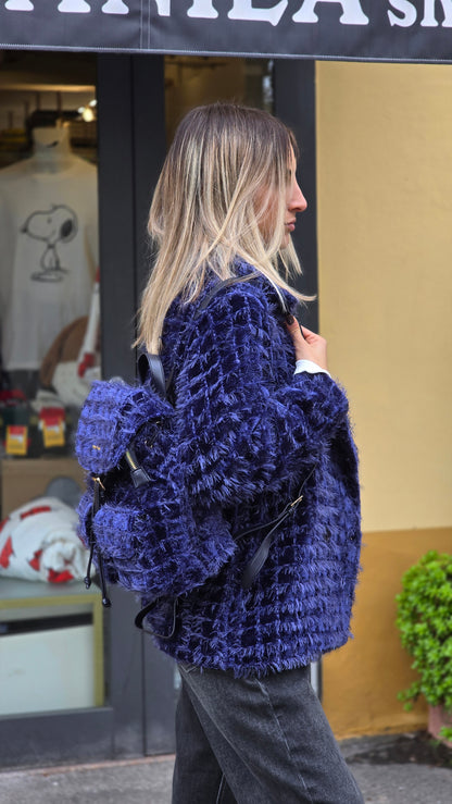 cappotto blu con inserti argento