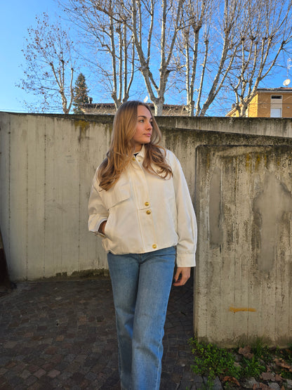 Giacca Bomber bianca con bottoni d'orati