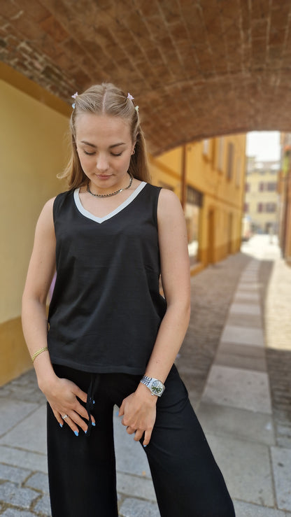 Canottiera a spalla larga in viscosa
