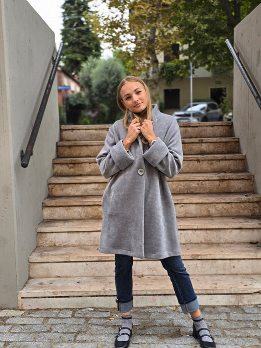 Cappotto grigio con filo in lurex all'interno Made in Italy