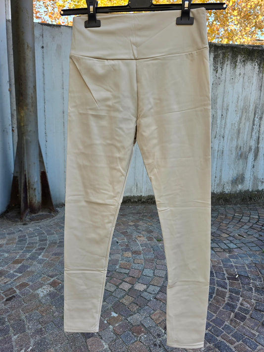 Leggins in ecopelle