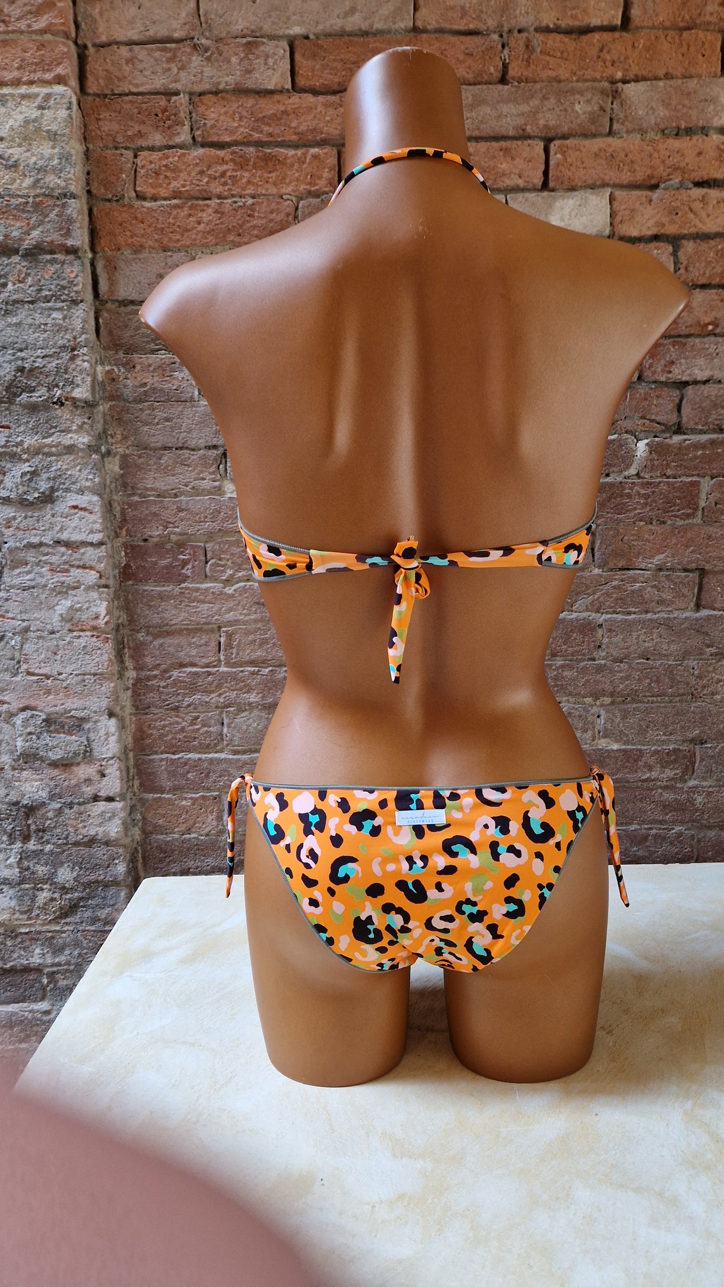 Bikini fascia Leo Tiffany slip lacci
