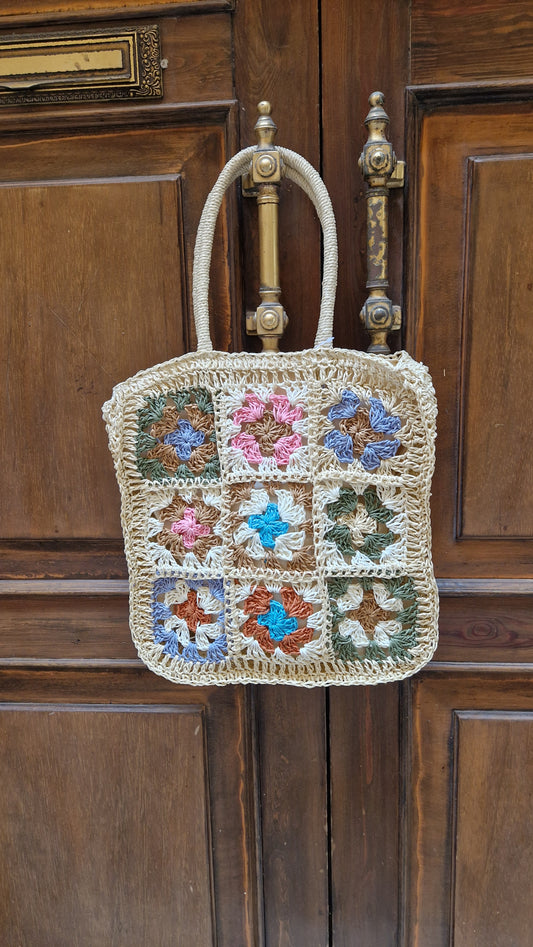 Borsa in paglia a mano o a tracolla Admas