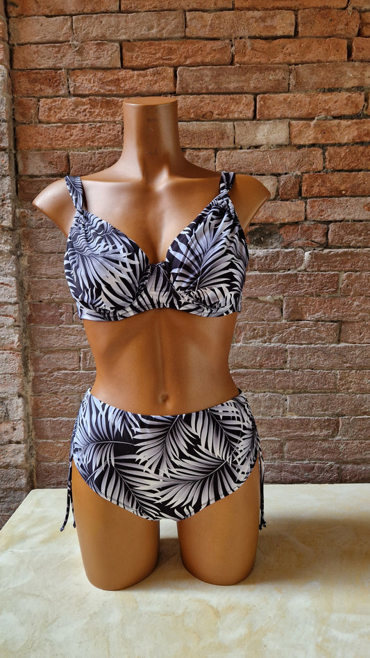 Bikini con ferretto senza imbottitura SièLei coppa C