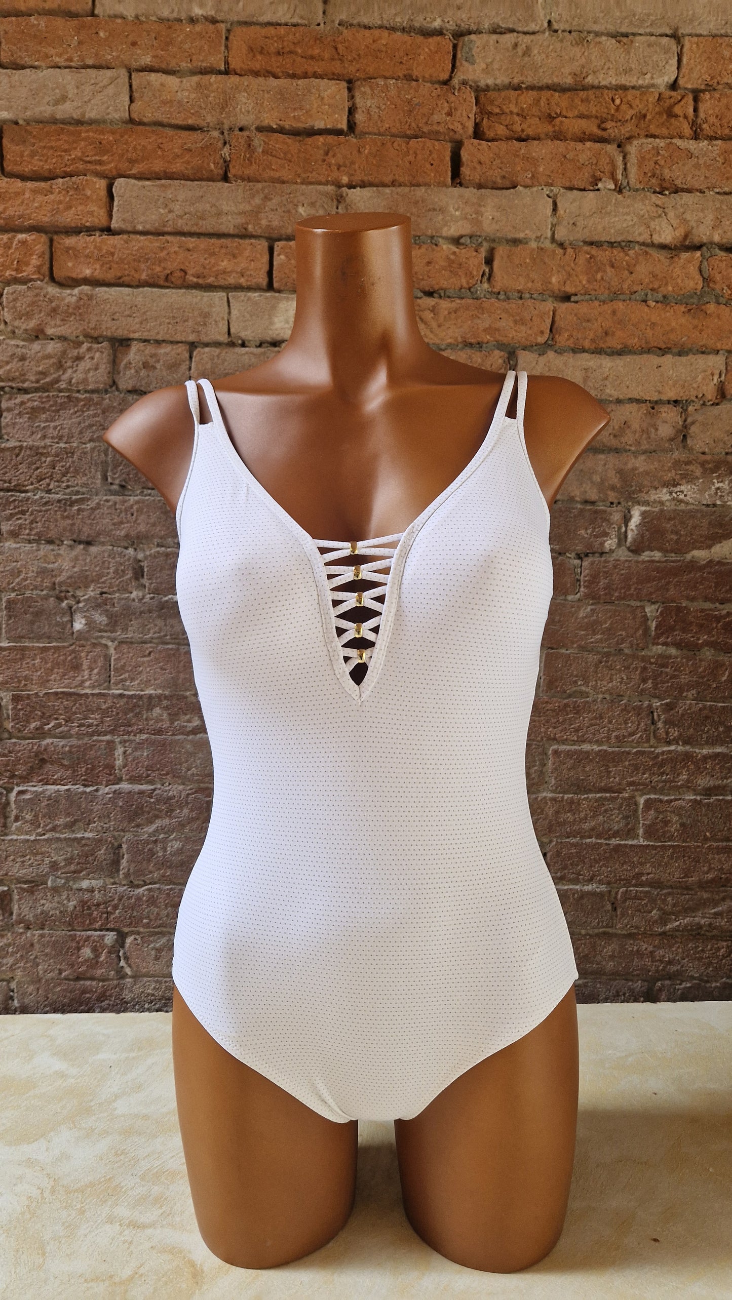 Costume intero con coppe bianco e oro Made in Italy
